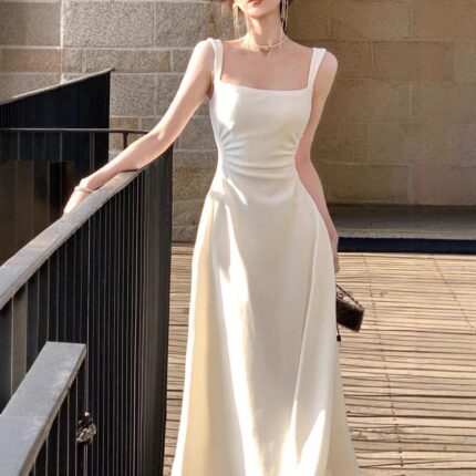 First Love White Suspender Skirt - Image 5